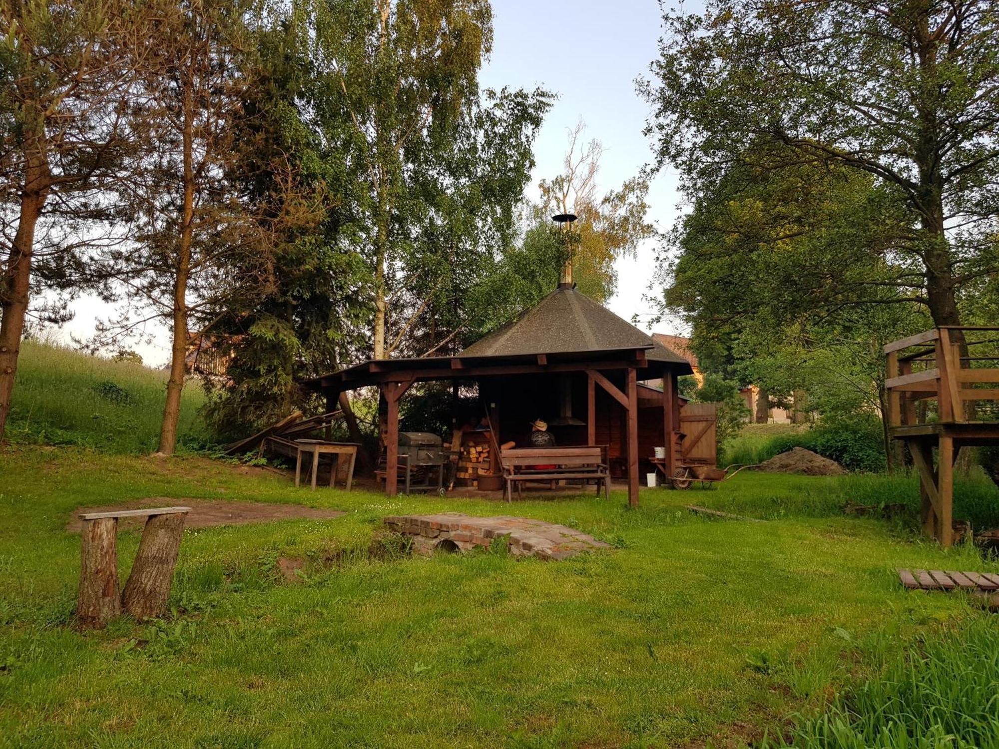 Penzion U Suchanku Mezimesti Extérieur photo